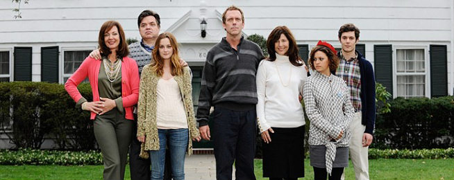 Scusa, mi piace tuo padre - la recensione del film con Hugh Laurie