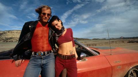 Natural Born Killers compie 30 anni, Oliver Stone ce l'ha ancora con Warner Bros.: "Hanno tagliato così tanto!"