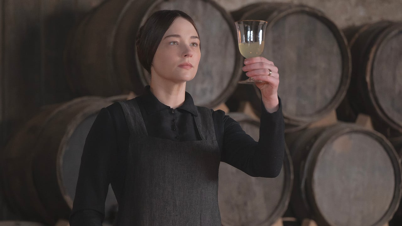 Madame Clicquot: video intervista alla protagonista Haley Bennett