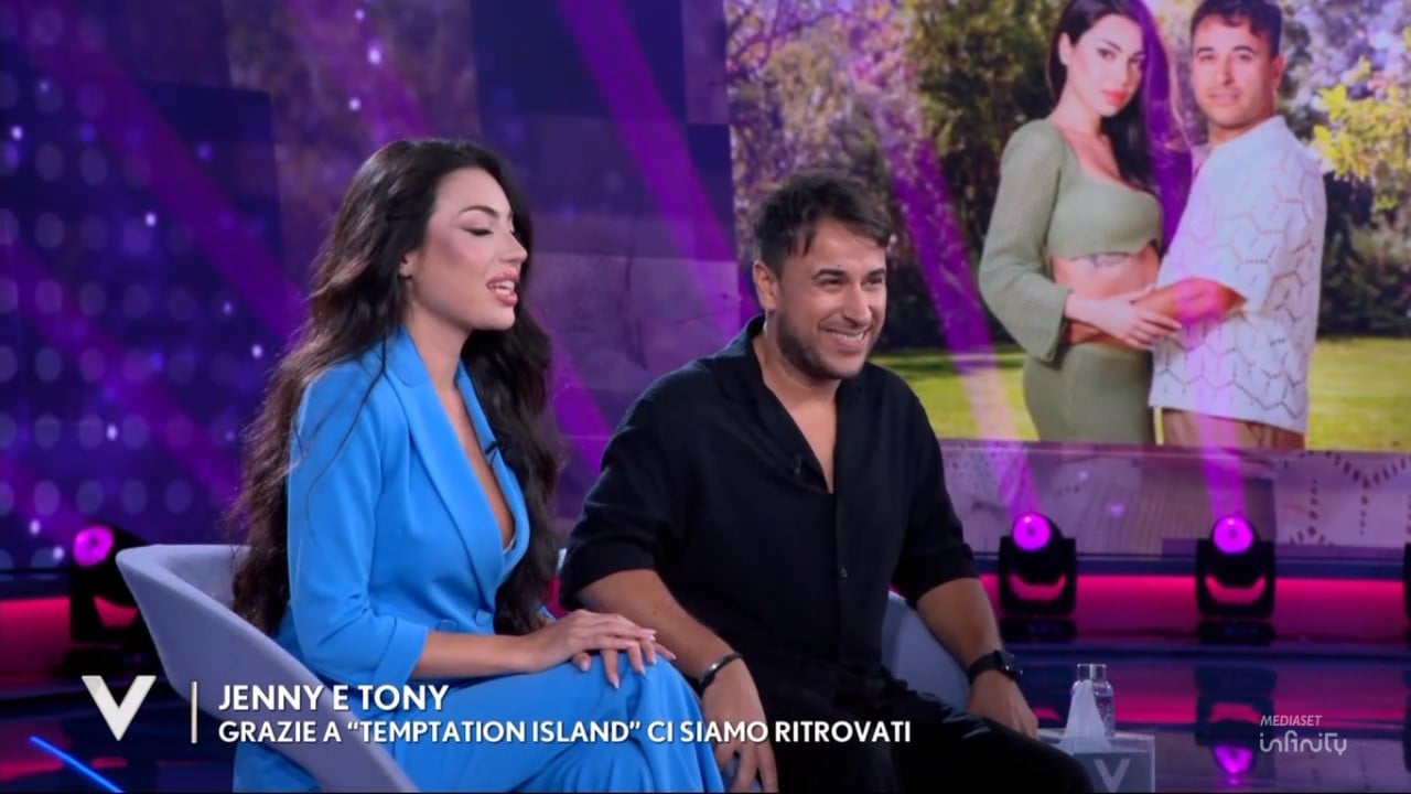 Verissimo, Jenny Guardiano e Tony Renda ospiti, Silvia Toffanin: "Tony, ma tu c***hi più di Brad Pitt!" [VIDEO]