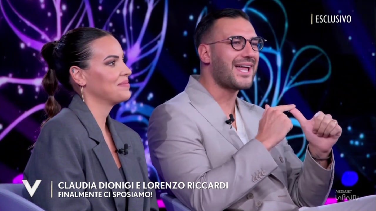 Uomini e Donne, Claudia Dionigi e Lorenzo Riccardi ospiti a Verissimo: "Finalmente ci sposiamo!" [VIDEO]