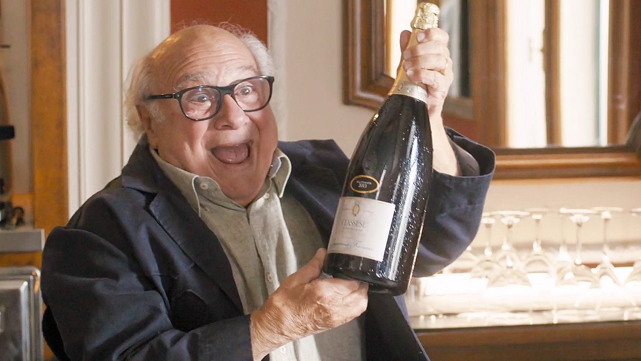 Ops! È già Natale, una clip in anteprima in esclusiva dal film con Danny DeVito