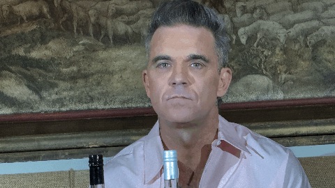 Robbie Williams e Better Man, l'irrefrenabile bisogno di attenzione