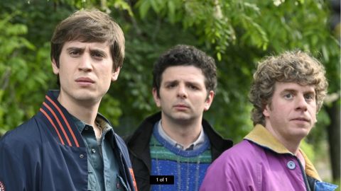 Tornando a Est: arriva al cinema il 13 febbraio il sequel di Est - Dittatura Last Minute, ecco il trailer ufficiale