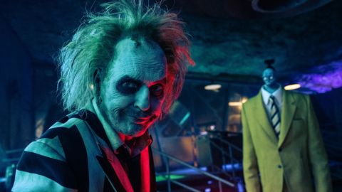 Beetlejuice Beetlejuice, perché il nome di Brad Pitt appare nei titoli di testa?