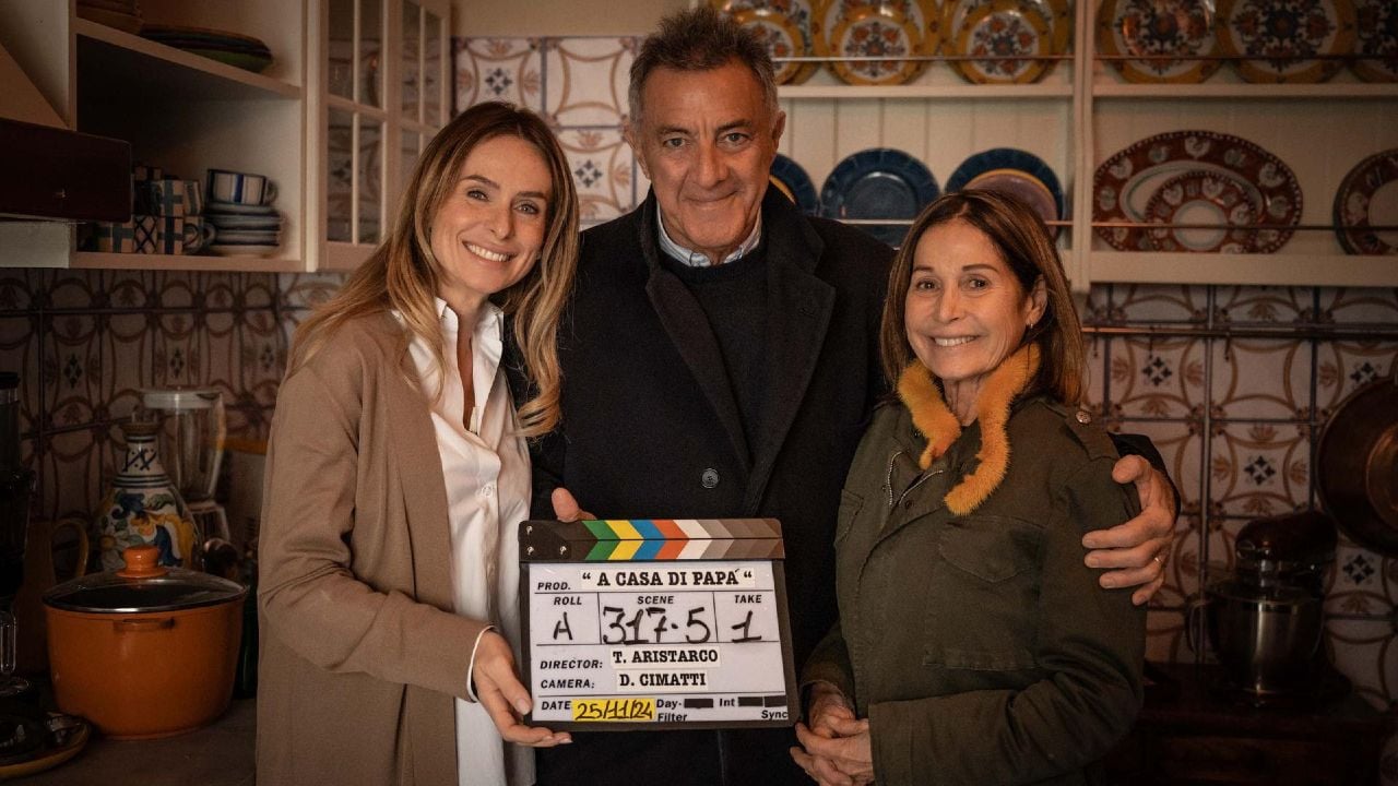 A Casa di Papà: al via le riprese della nuova Serie TV di Luca Barbareschi con Serena Autieri, in arrivo su Rai 1