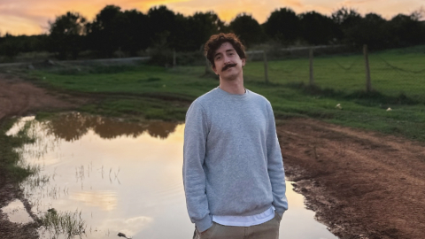 Segreti di Famiglia: Chi è Onur Durmaz? Tutto sull'attore che interpreta Engin