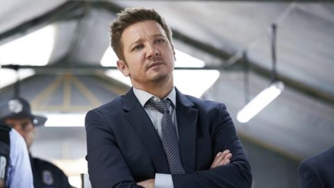 Jeremy Renner ricorda l'incidente con lo spazzaneve: "Sono di nuovo forte"