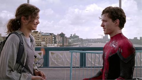 Tom Holland spiega perché preferisce non accompagnare Zendaya sul red carpet