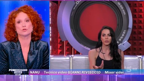Grande Fratello, Beatrice Luzzi difende Amanda Lecciso dalle critiche di Shaila Gatta: "Una vera signora"