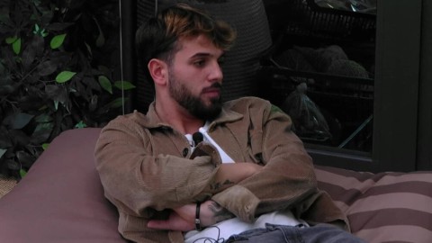 Grande Fratello, nuovo confronto tra Alfonso D'Apice e Chiara Cainelli: "Mi sono allontanato perché..." (VIDEO)