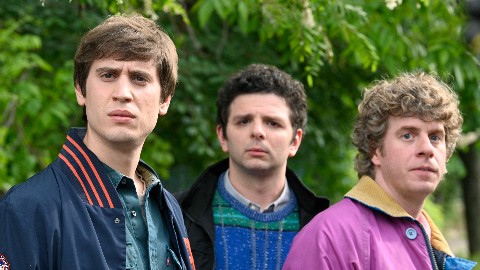 Tornando a Est: il nuovo on the road di Lodo Guenzi e soci in Bulgaria due anni dopo la caduta del muro di Berlino