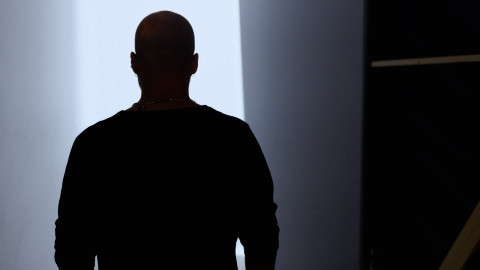 L'Erede: il trailer italiano ufficiale del thriller d'autore in arrivo al cinema