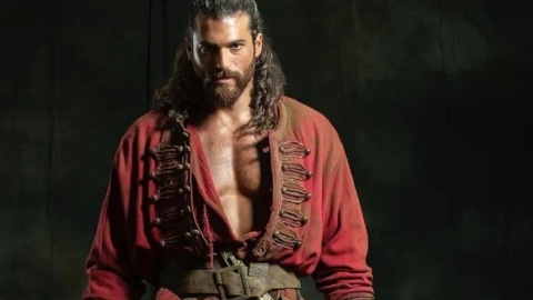 El Turco, la serie tv con Can Yaman acquistata da Mediaset 