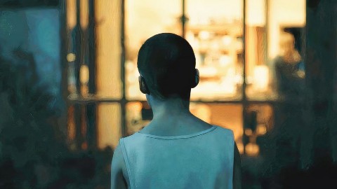 Bring Her Back: il primo impressionante trailer del nuovo horror con Sally Hawkins degli autori di Talk to Me