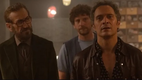 Claudio Santamaria, irruzione a sorpresa al cinema per FolleMente: "È Inside Out che ha copiato Paolo Genovese"