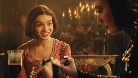 Biancaneve, la principessa affronta la Regina in una clip in italiano