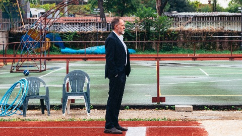 Nonostante, per mano per non volare via: incontro con Valerio Mastandrea sul suo secondo film