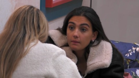 Grande Fratello, faccia a faccia tra Chiara Cainelli e Zeudi Di Palma: la finalista in lacrime (VIDEO)