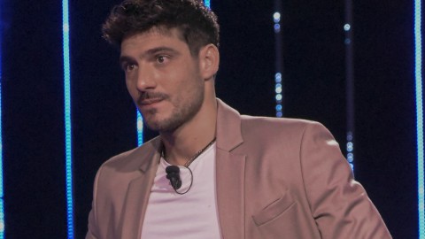 Grande Fratello, lo sfogo di Lorenzo Spolverato dopo l'uscita di Shaila Gatta: "Non capisco cosa succede fuori"