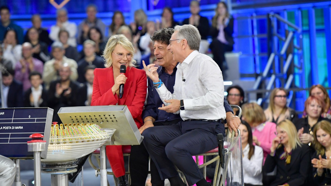 Avanti un altro! By night, stasera lo speciale del game-show condotto da Paolo Bonolis