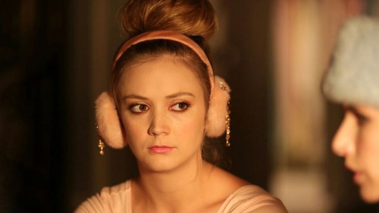 Billie Lourd, il talento è merito di Carrie Fisher e Debbie Reynolds: "La comicità è genetica"