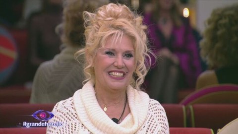 Grande Fratello, Maria Teresa Ruta: "Nella Casa hanno giocato tutti! Ecco cosa penso di Shaila e Lorenzo"