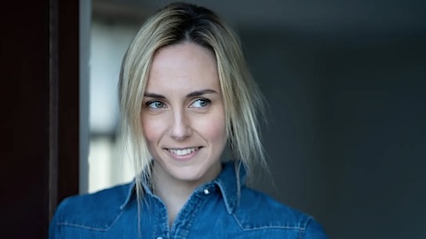 Giulia Petrini è al cinema in Nonostante e Il complottista: "L'arte è un fuoco che va alimentato, nel bene e nel male"