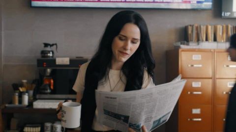 Superman: Rachel Brosnahan ricorda il momento imbarazzante in cui ha scoperto di essere Lois Lane