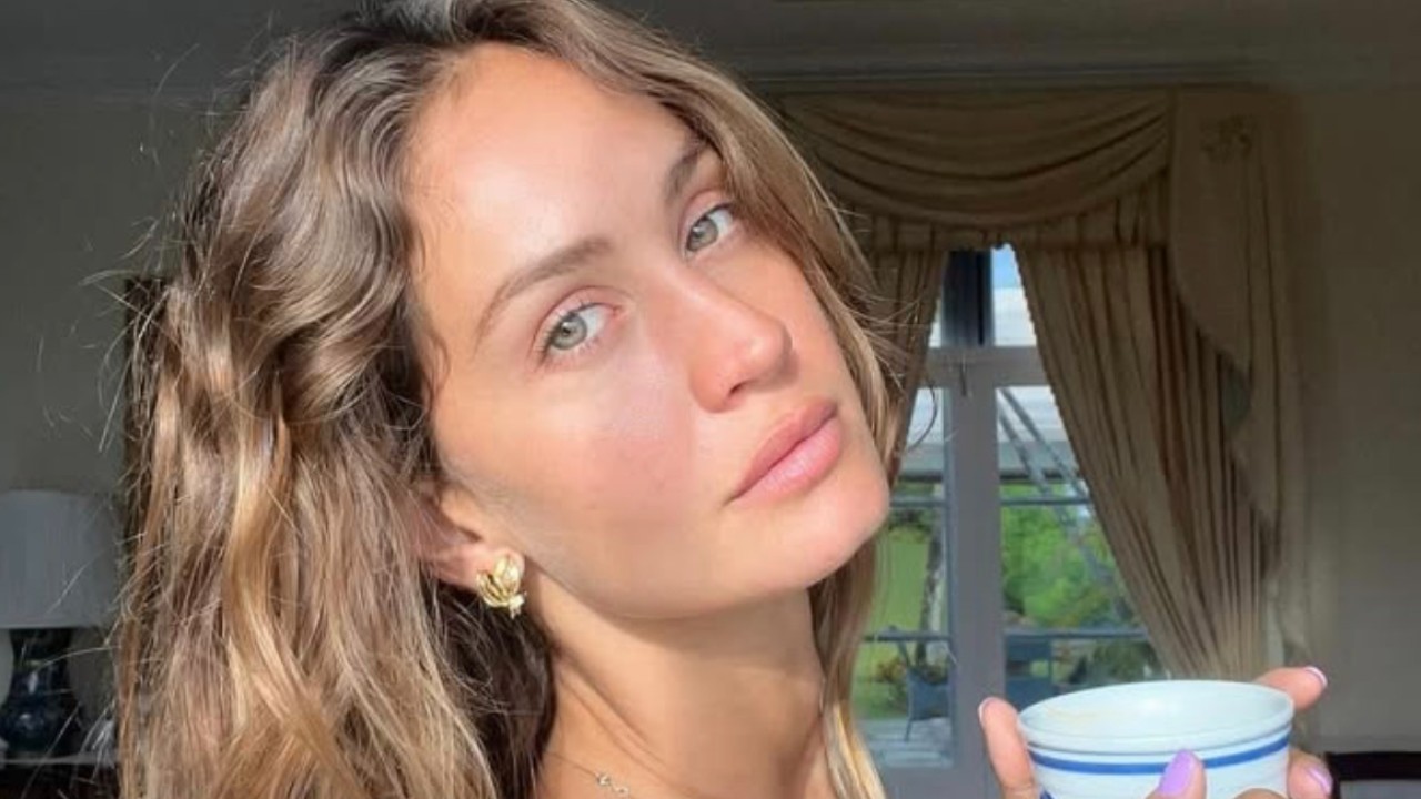 Grande Fratello da Comingsoon.it Grande Fratello Helena Prestes accusata di omofobia dagli haters e fan di Zeudi Di Palma