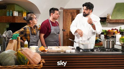 Cucine da Incubo: Antonino Cannavacciulo arriva a Bricherasio (Torino) per salvare il ristorante Totò Sapore