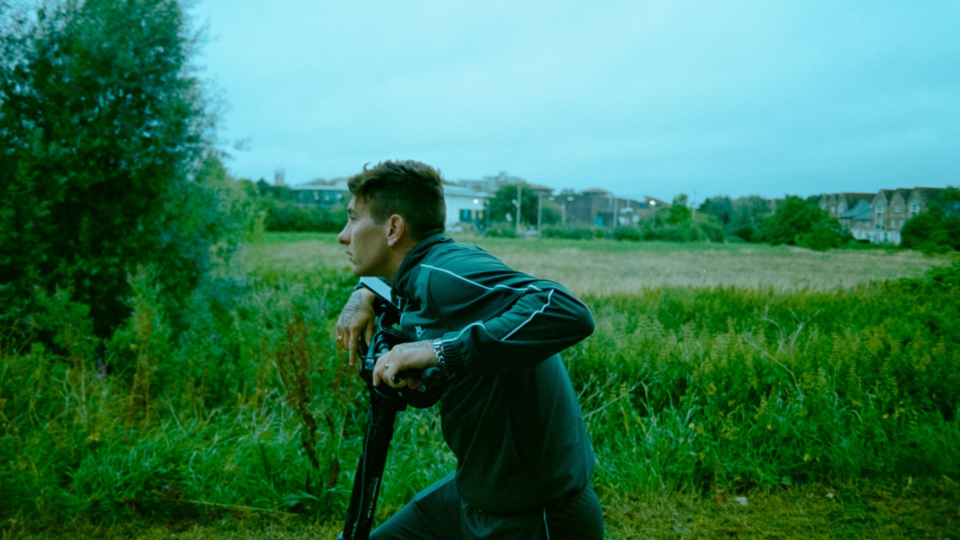 Bird trailer da Comingsoon.it bird il trailer italiano ufficiale del nuovo film di andrea arnold