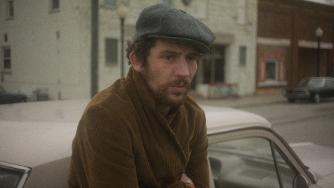 The Mastermind: Josh O'Connor ladro di opere d'arte nelle prime foto del film in concorso a Cannes