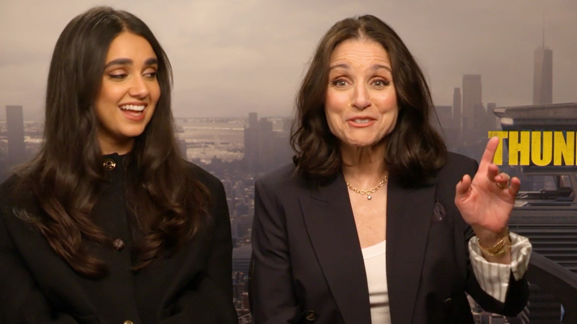 Thunderbolts*, Julia Louis Dreyfus e Geraldine Viswanathan: "Reinventare la ruota entusiasma il pubblico", l Thunderbolts*, Julia Louis Dreyfus e Geraldine Viswanathan: "Reinventare la ruota entusiasma il pubblico", l