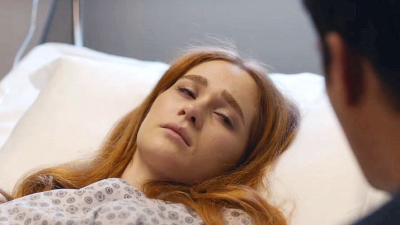 Tradimento, Anticipazioni e Trame Turche: Selin abortisce e scopre che non potrà più diventare madre! Tradimento, Anticipazioni e Trame Turche: Selin abortisce e scopre che non potrà più diventare madre!