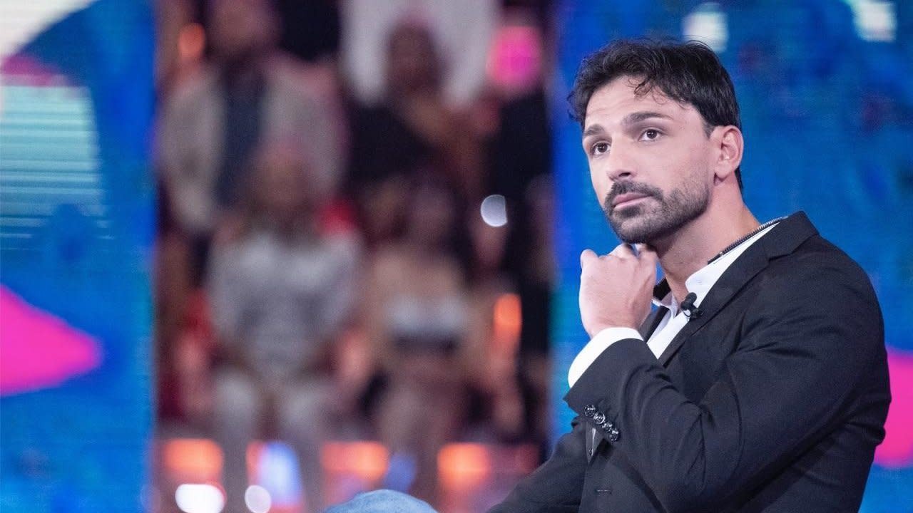 Amici, Raimondo Todaro svela un retroscena su Francesca Tocca: "All Amici, Raimondo Todaro svela un retroscena su Francesca Tocca: "All