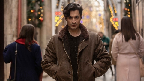 Gerri: andiamo a conoscere l'Ispettore Gregorio Esposito in una clip in anteprima esclusiva della serie con Giulio Beranek