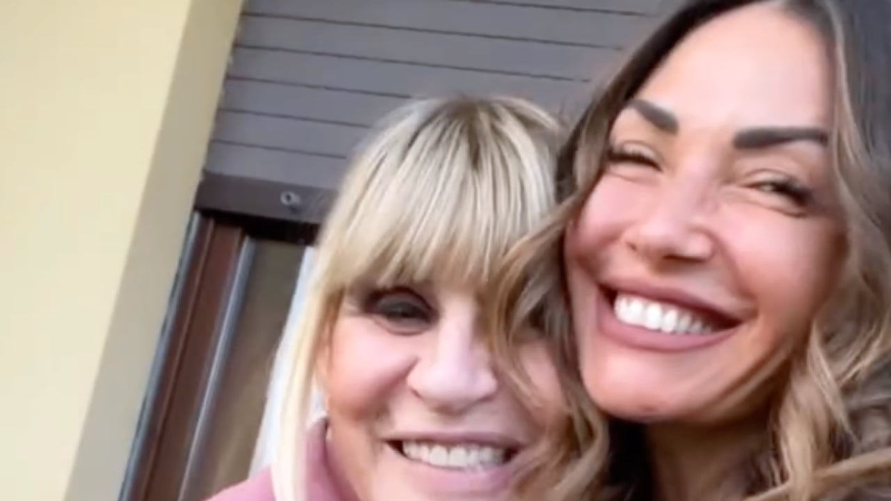 Uomini Donne da Comingsoon.it uomini e donne ida platano e gemma galgani insieme l amicizia continua