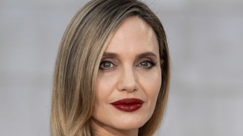Gli ansiosi, Angelina Jolie sarà la protagonista del film tratto dal romanzo di Fredrik Backman