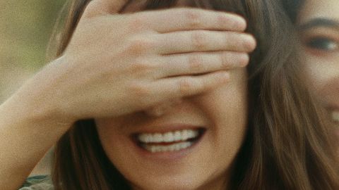 Fuori: il trailer ufficiale del film di Mario Martone in concorso a Cannes