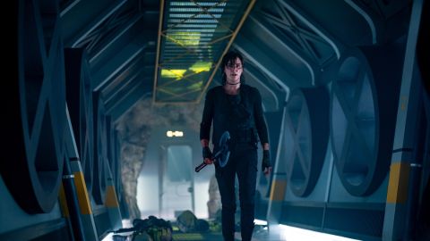 The Old Guard 2, Charlize Theron non si arrende nel nuovo poster del sequel