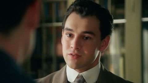 La Promessa Anticipazioni 15 maggio 2025: Curro rivela a Manuel di essere figlio di Don Alonso e che loro sono fratelli!