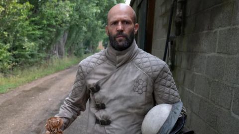 The Beekeeper, Jason Statham guida l'azione su Sky Cinema Uno e NOW