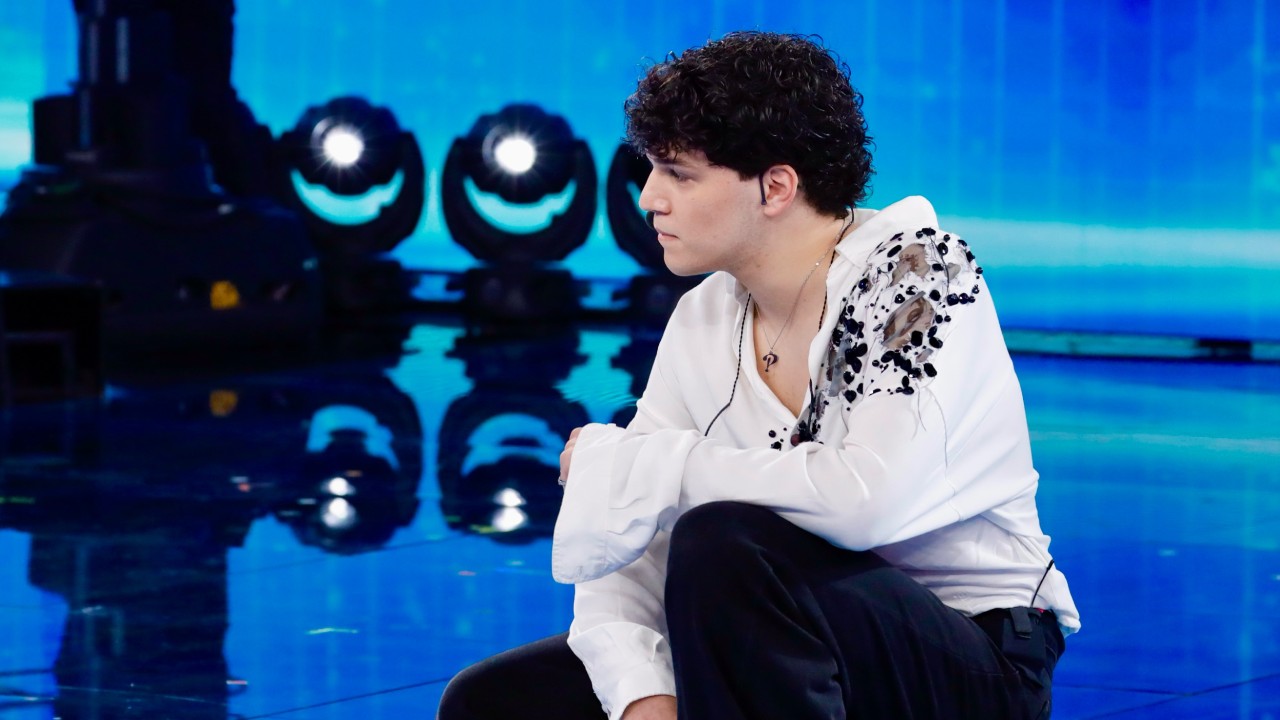 amici 24 luca jurman critica l eliminazione di nicolò filippucci dal serale e lancia una frecciatina ad amadeus da Comingsoon.it amici 24 luca jurman critica l eliminazione di nicolò filippucci dal serale e lancia una frecciatina ad amadeus