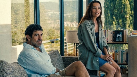 Enzo, educazione sentimentale e di classe nel film postumo di Cantet con Pierfrancesco Favino: la recensione Enzo, educazione sentimentale e di classe nel film postumo di Cantet con Pierfrancesco Favino: la recensione