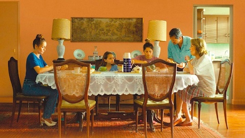 Reinas, una storia di famiglia peruviana diretta da Klaudia Reynicke: "Anche gli italiani possono riconoscersi nel film"