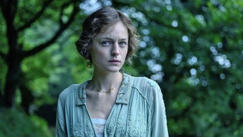 100 Days of Hero, il film con Emma Corrin ha individuato una finestra d'uscita