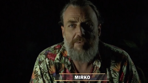 Isola dei Famosi, Mirko Frezza viola il regolamento: cosa ha fatto durante la notte 