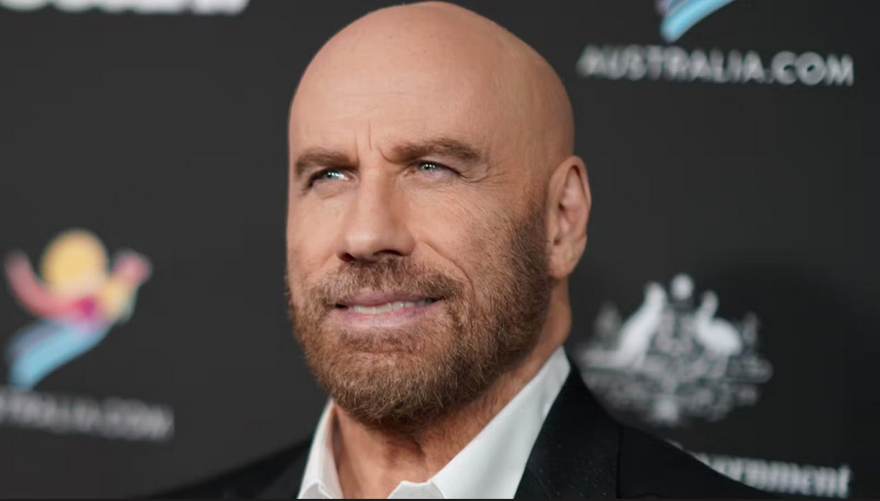 John Travolta contro le orche assassine in Black Tides di Renny Harlin John Travolta contro le orche assassine in Black Tides di Renny Harlin