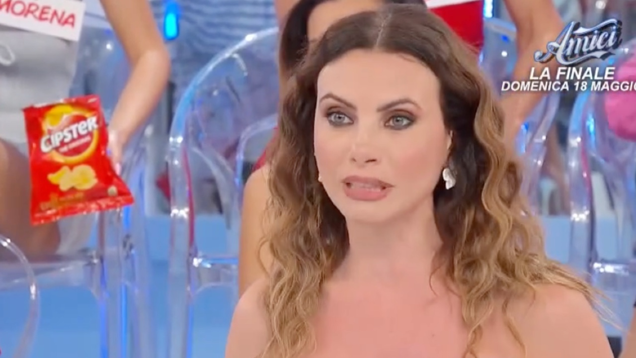 uomini e donne l opinione della puntata è agnese show enrico asfaltato da Comingsoon.it uomini e donne l opinione della puntata è agnese show enrico asfaltato